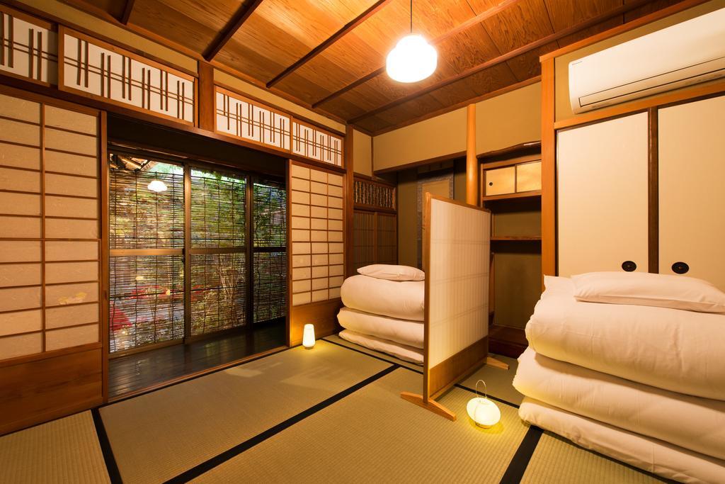 Dozen Ryokan Kyoto Bilik gambar