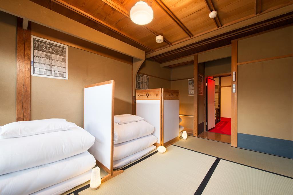 Dozen Ryokan Kyoto Bilik gambar